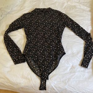 💛FOREVER 21💛 floral sheer bodysuit